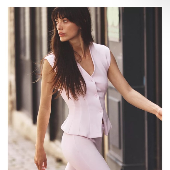 Zara Tops - Zara Light Pink Sleeveless Blouse